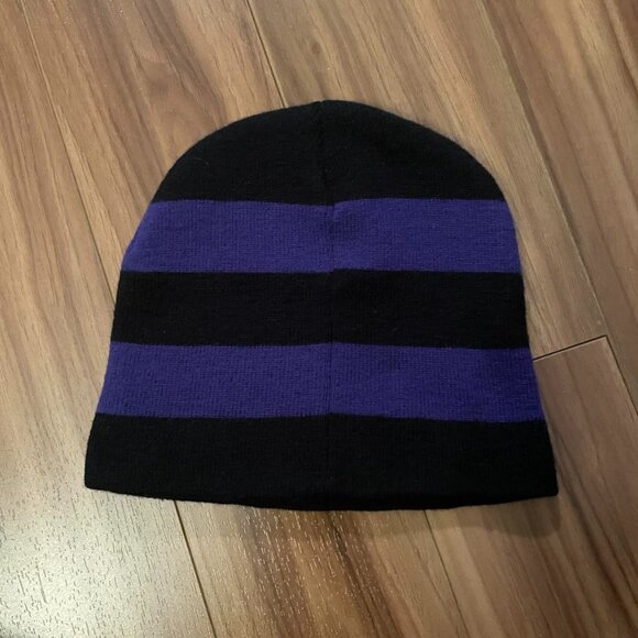 2/30$ Dolls Kills striped beanie - Picture 3 of 3
